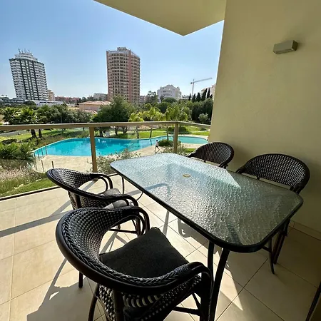 New Stunning Ocean Aprt In 